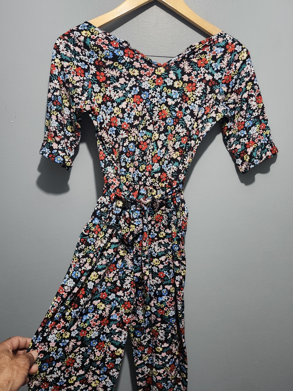 Floral Black Tie-Waist Midi Dress